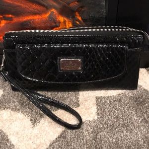 Black wristlet